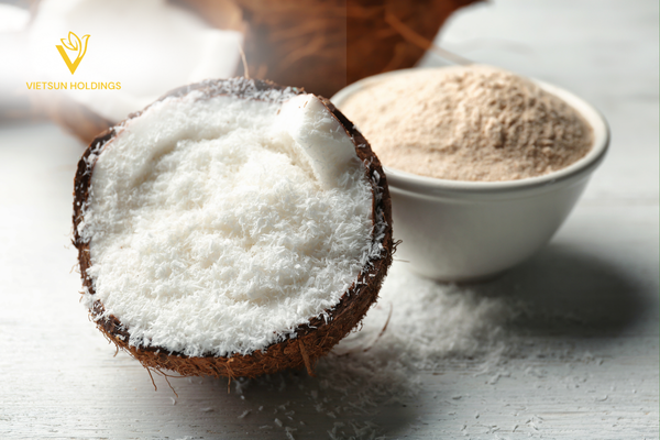 desiccated coconut 